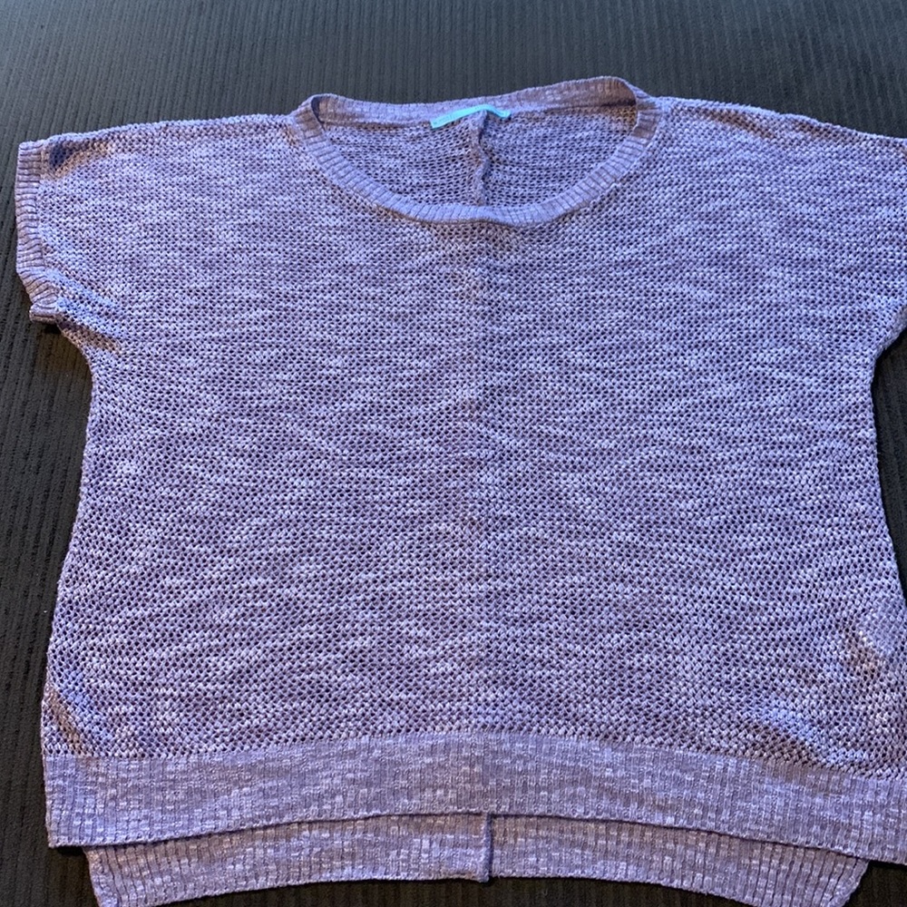 Button back sweater - Picture 2 of 10